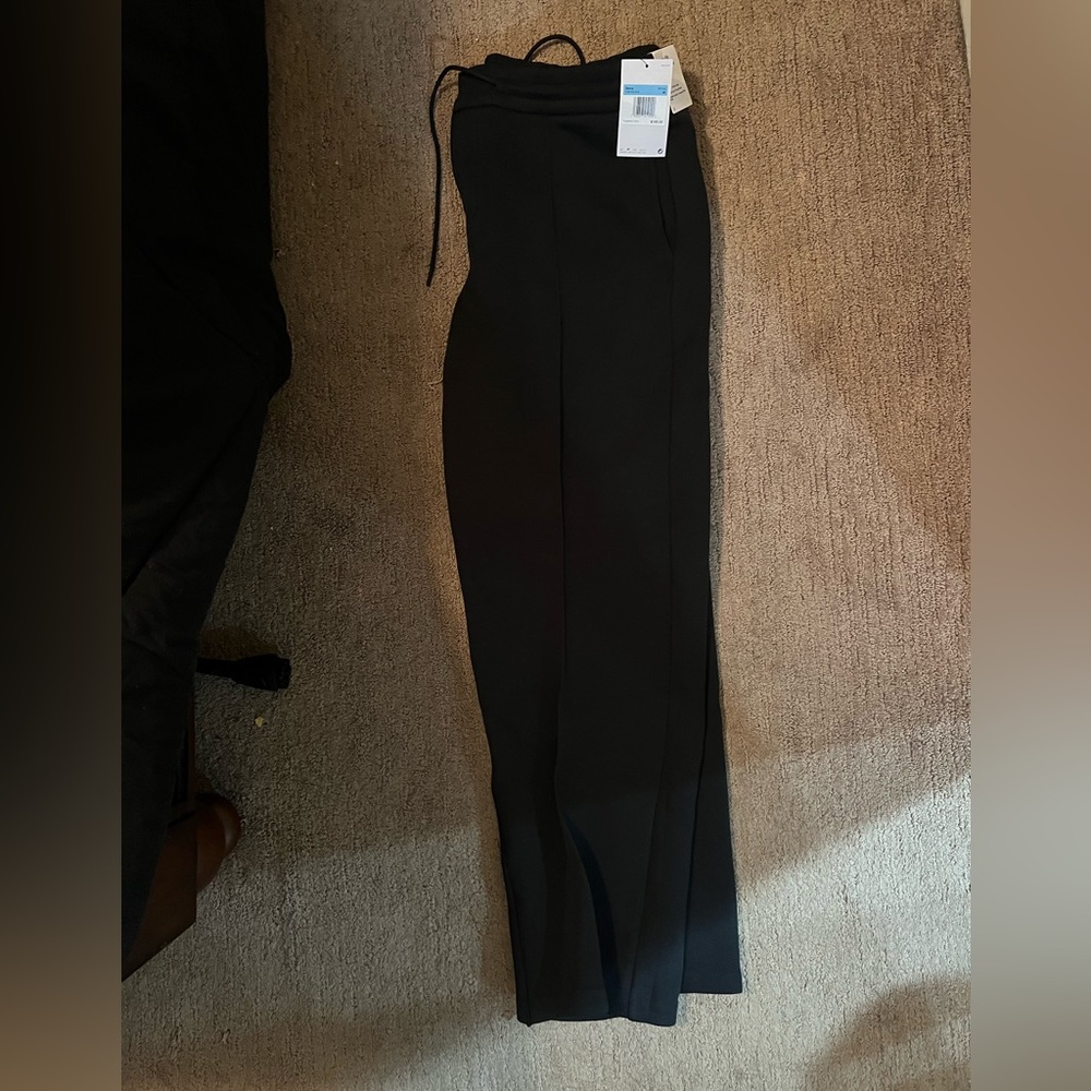 Nike Sportswear Tech Fleece Reimagined